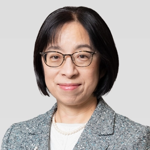 社外取締役 定塚 由美子