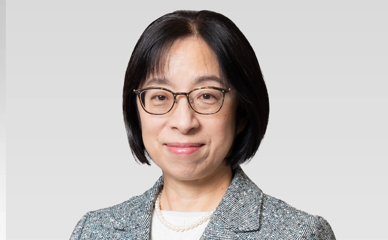 社外取締役 定塚 由美子